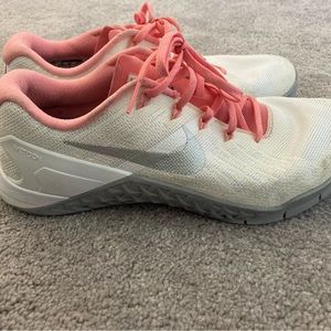 Womens Nike Metcon 3 size 8.5